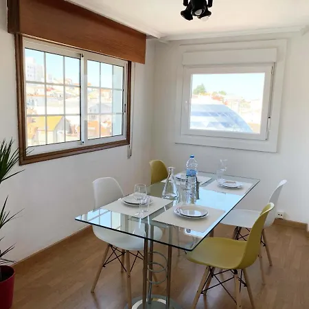Apartamento ático En Calle Príncipe Recién Reformado