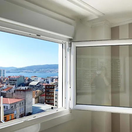 ático En Calle Príncipe Recién Reformado * Vigo