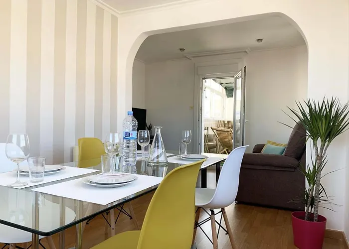 Atico En Calle Principe Recien Reformado